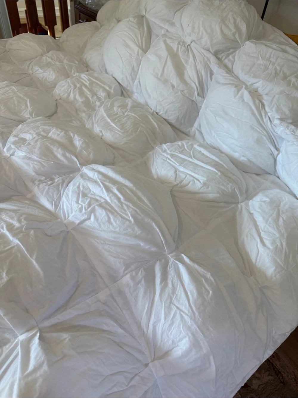 Quince Cotton Pintuck Comforter – King/Cal King – White – Excellent Return Condi